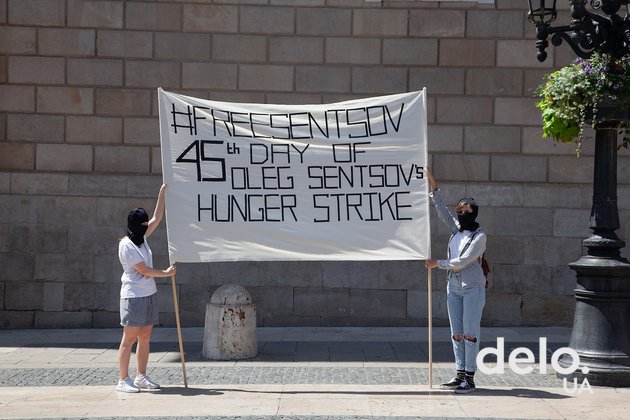 В Барселоне протестуют против заключения Олега Сенцова (фото)