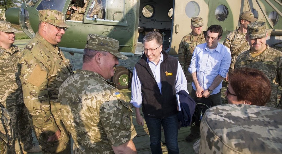 США готовы увеличить поставки оружия Украине — Волкер