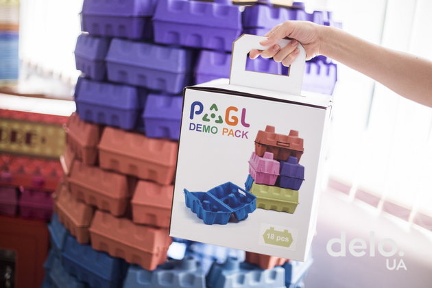 PAGL: Бумажное лего взамен пластиковых игрушек