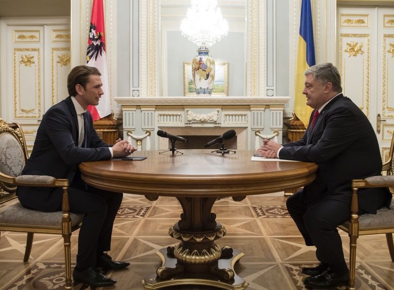 Канцлер Австрии напомнил о том, как можно решить конфликт на Донбассе