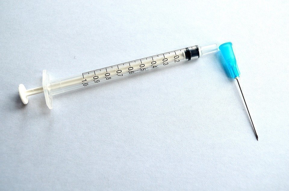 В МОЗ нашли виновного в необоснованном запрете вакцин
