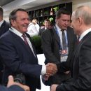 Германия призывает закрыть "Миротворец" после внесения в его список Шредера