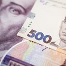 Как военное положение повлияет на курс гривни — мнение банкиров