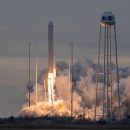 NASA запустило созданную при участии украинских предприятий ракету Antares (видео) NASA запустило созданную при участии украинских предприятий ракету Antares (видео)