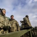 Рада поддержала введение военного положения. Что это значит для украинцев